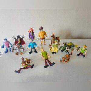 Scooby-Doo Action Figure Set Of 14